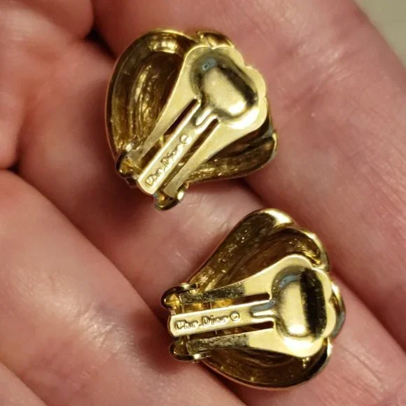 Christian Dior Vintage Heart Double Intertwined Clip-on Earrings
